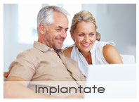 Feste Zähne mit Zahnersatz auf Implantaten, (© Yuri Arcurs - Fotolia.com