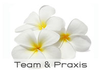 Das Team der Zahnarztpraxis Dr. Katrin Starken, Fürstenfeldbruck, stellt sich vor, (© Polina Katritch - Fotolia.com)